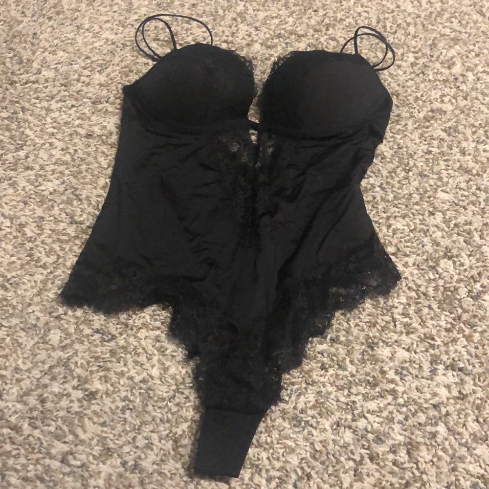 NWOT- has liner still in place Lingerie